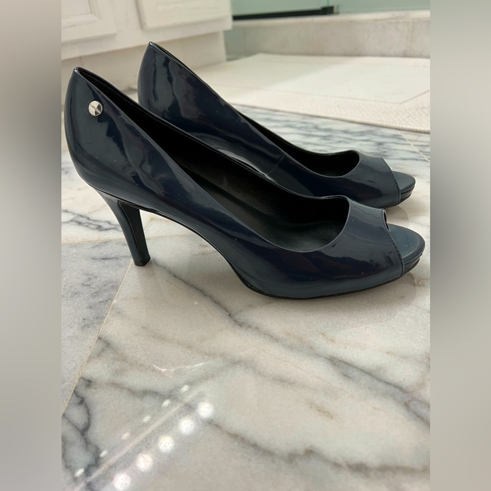 Calvin Klein pumps shoes